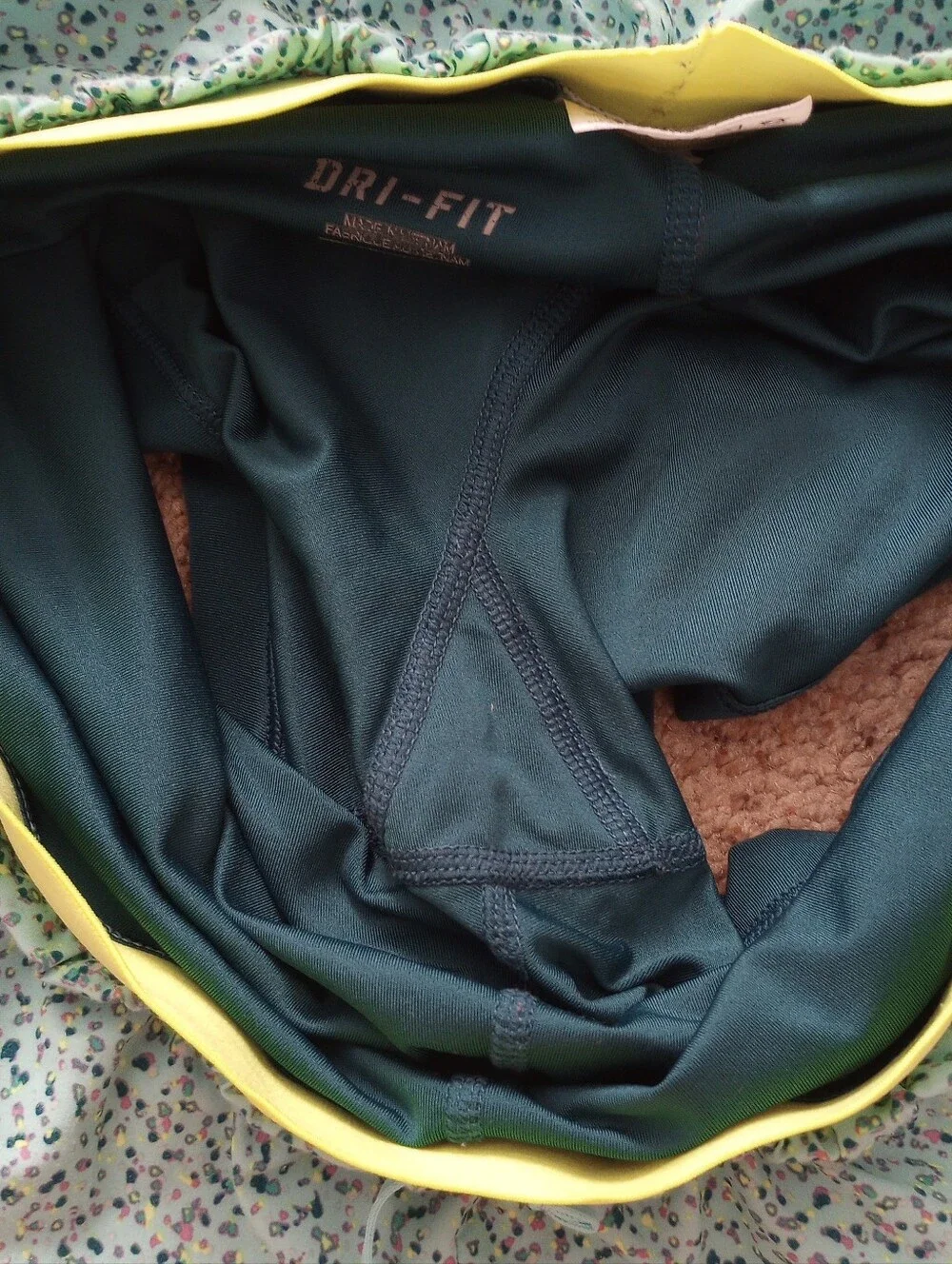 Nike Dri-Fit Athletic Shorts Medium Gym Workout Running Sporty Activewear Hiking